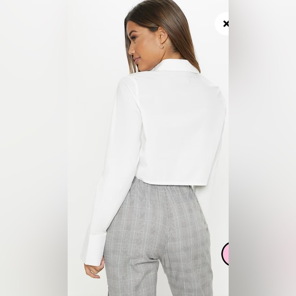 PrettyLittleThing Women's White Cropped Button Down Shirt. Size 2 - Picture 10 of 10